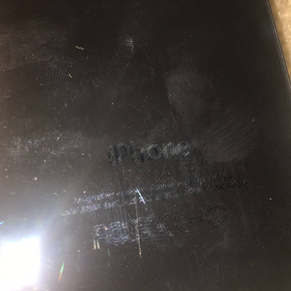 2 Iphone 4’s Completely Functional - image 3